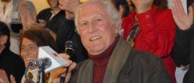 Con Pino Solanas, los K buscan reflotar la transversalidad
