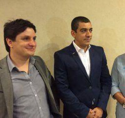 El radical P�rez aclar� que no apoya la candidatura de Queijeiro