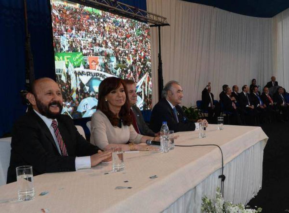INSFR�N INSTA A SOSTENER EL PROYECTO NACIONA