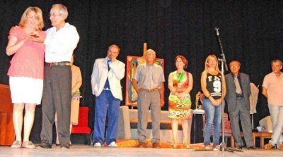 Premiaron a actores de Saladillo en Teatro Marconi 