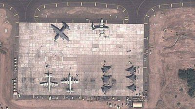 Al Qaeda atac� la mayor base a�rea yemen�, usada por EEUU