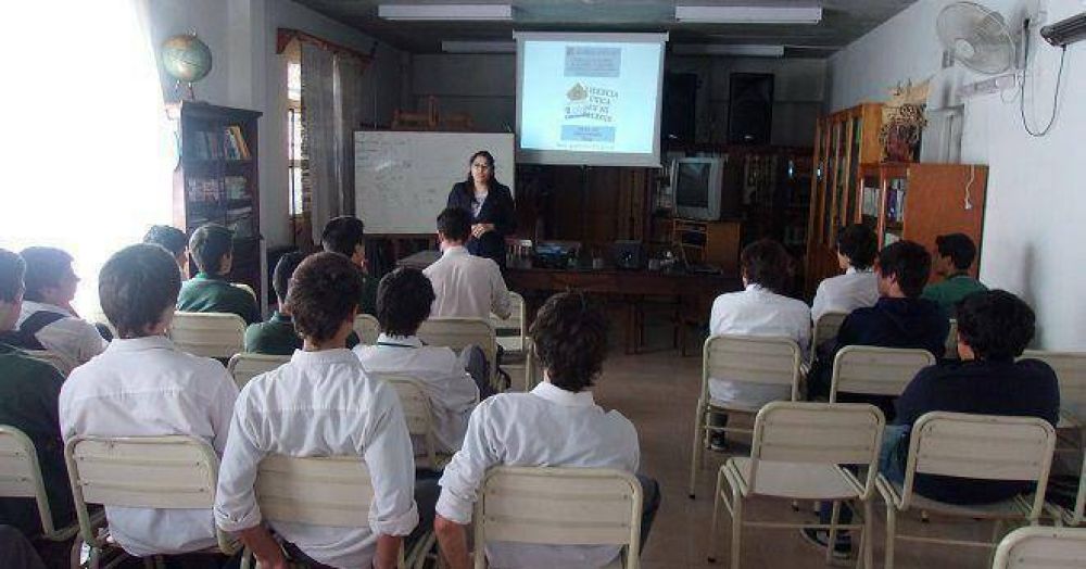 Tr�nsito reforzar� tem�ticas para la licencia �nica de conducir