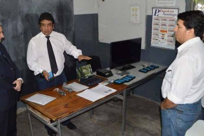 La Direcci�n de Tr�nsito recibi� la donaci�n de un kit tecnol�gico