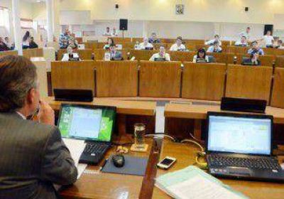 El Concejo aprueba el �impuestazo� y los fondos municipales 