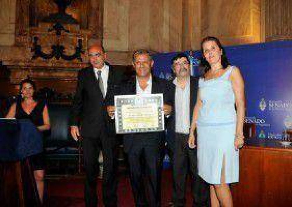 Neuqu�n fue destacada en el Senado