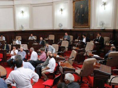 Concejo Deliberante: Subas en las tarifas de taxis y frenos al negocio inmobiliario