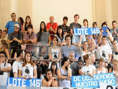 Aprueban rezonificaci�n de lotes y 