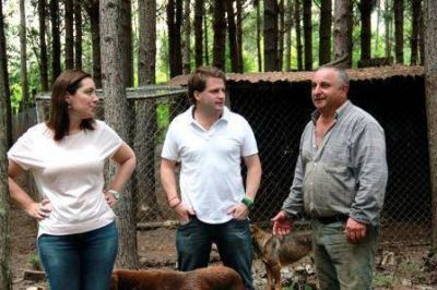 Alex Campbell acompa�� a Maria Eugenia Vidal en una visita al Delta de San Fernando 