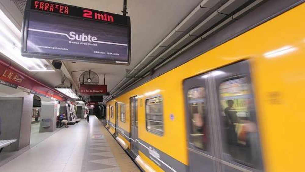 Nuevos carteles muestran en cu�nto tiempo llega el pr�ximo subte