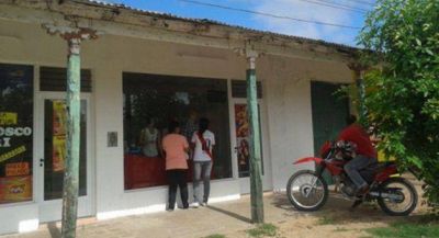 Robaron un local de Mburucuy� y los atraparon cerca de Saladas