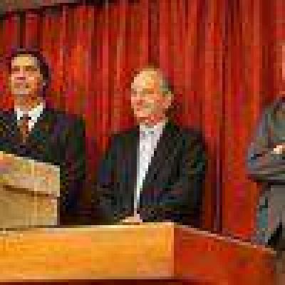 Bacileff celebr� la licitaci�n del tramo chaque�o del Gasoducto