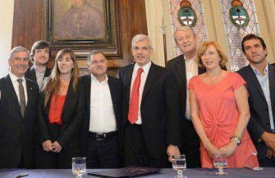 Dom�nguez ans�a que el pr�ximo presidente haya sido Intendente