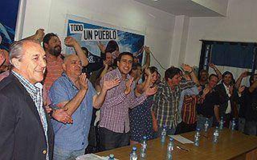 El kirchnerismo lomense expres� su rechazo a los 