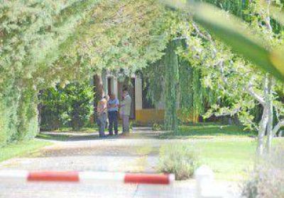 Ins�lito: entr� a la casa del gobernador con un cuchillo 