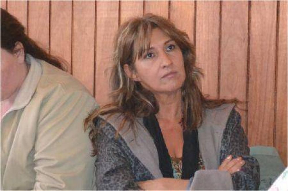 Esper�n: �Tenemos muchos problemas relacionados con el presupuesto� 