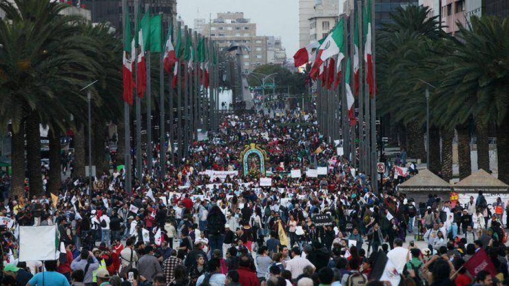 Padres de los 43 desaparecidos denunciaron 