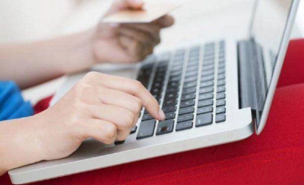 Al igual que Argentina, Uruguay restringe las compras en el exterior a trav�s de Internet