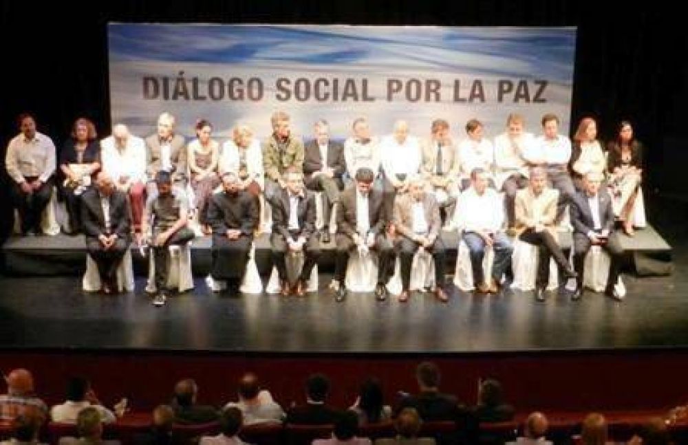 Jorge Macri encabez� el lanzamiento de la Mesa de Di�logo por la Paz, junto a empresarios, ONG�s y sindicatos