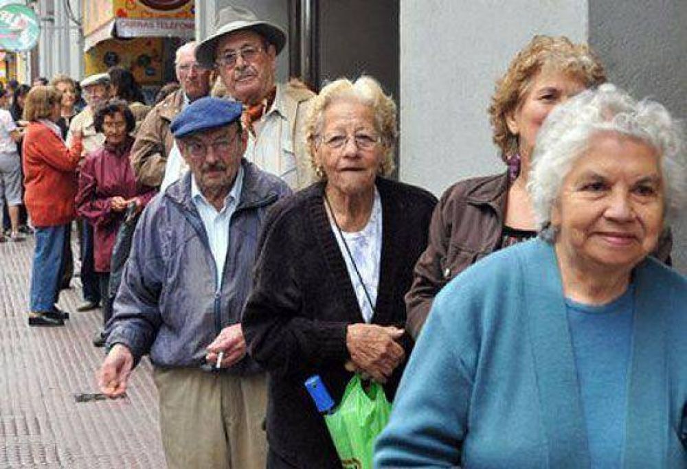 La Provincia aumenta un 70 por ciento la jubilaci�n m�nima