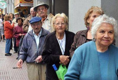 La Provincia aumenta un 70 por ciento la jubilaci�n m�nima