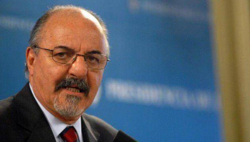 Tomada le dio la personer�a al Sindicato de la Legislatura