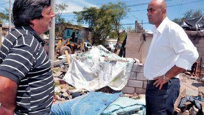 Monte Grande se recupera pero queda el drama de los que perdieron todo