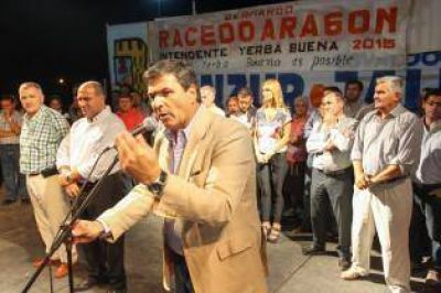 Racedo Arag�n lanz� su candidatura en Yerba Buena