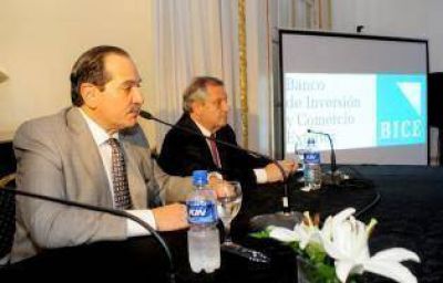 El Gobierno nombra cinco jueces nuevos