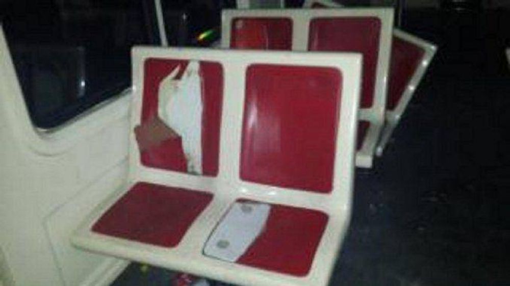 Randazzo demandar� a Boca por destrozos en un tren