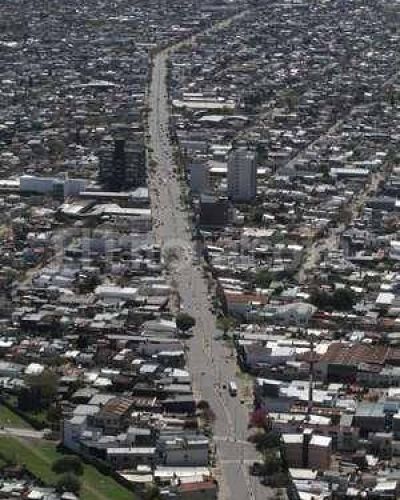 Santa Fe de Compras: este s�bado Facundo Zuvir�a est� de fiesta
