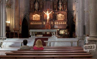 Quienes sepan, recen: a d�as de Navidad, no saben qui�n pagar� el arreglo de la Catedral