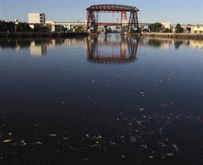 Riachuelo: otro a�o sin progresos en la ardua misi�n de saneamiento