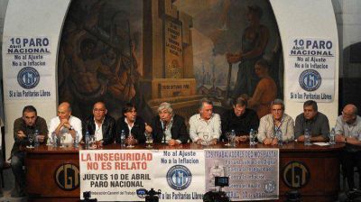Interna sindical: Micheli dijo que Moyano se equivoca al 