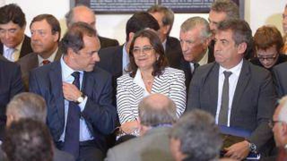 El posible adelantamiento de las elecciones en Catamarca mantiene en vilo al PJ nacional