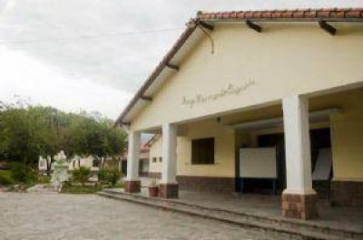 Cuestionan la gesti�n en el Hogar Escuela