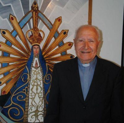 El Padre Hugo Segovia �condenado al exilio�