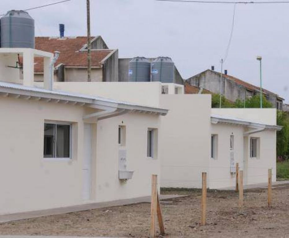 Droga, robos y usurpaciones en Belisario Rold�n: �Los vecinos tienen miedo�