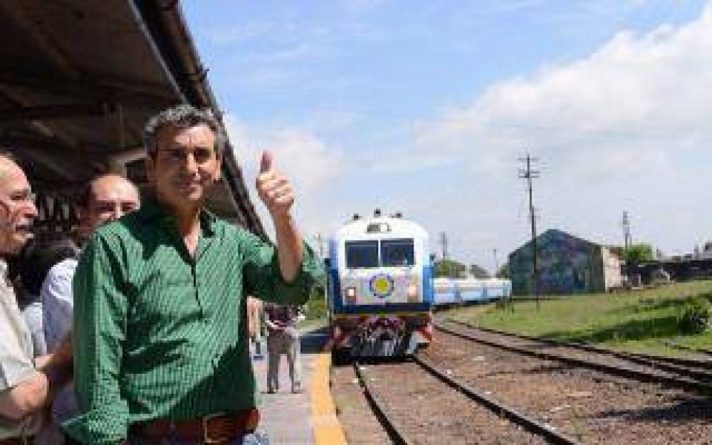 Chascomus: Randazzo recibi el primer tren de fin de semana que llega desde Capital Federal