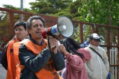 Del Pl� critic� la actitud del gobernador y de Costa