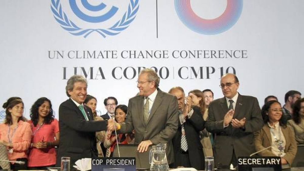 Un acuerdo m�nimo salva del fracaso la cumbre del clima