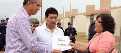 TRABAJO CONJUNTO POSICIONA A LAS FAMILIAS JUJE�AS EN EL CAMINO HACIA EL TECHO PROPIO