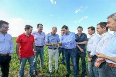 MI le acerc� alcalde a Massa: ahora pasa �l