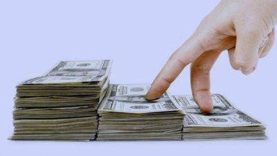 Tras el fracaso del canje, el d�lar blue se dispar� m�s de 30 centavos y trep� $ 13,17