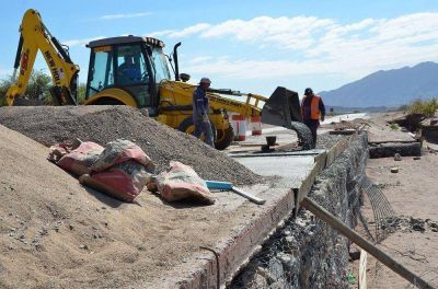 Vialidad Nacional refaccion� bad�n sobre RN 40