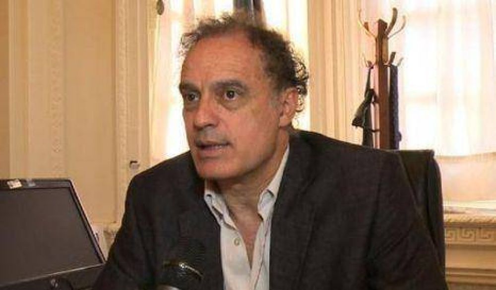 Ibarra apoya decisi�n de Macri