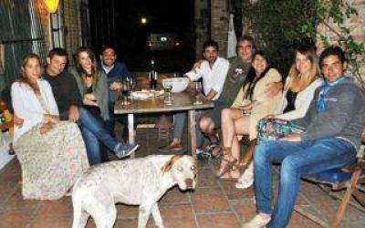 En medio de rumores de ruptura, Los Oktubres compartieron encuentro en Bol�var