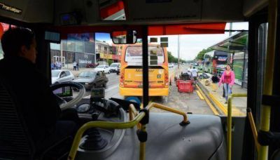 �mnibus m�s r�pidos, autos m�s lentos