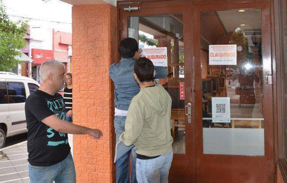 Clausuraron La Recova
