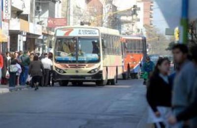 Para que el intendente no vete la suba, fijar�an el boleto en $ 4,90