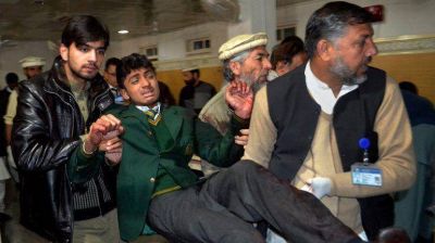 Masacre talib�n en Pakist�n: asesinaron a m�s de 80 ni�os en una escuela